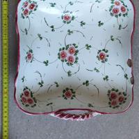 Vassoio in ceramica di Castelli 