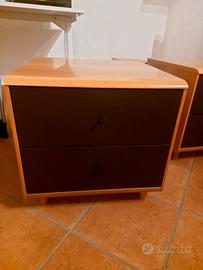comodini in legno 