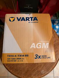 Batteria moto VARTA nuova