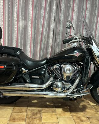Moto vn900