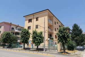 Appartamento di 105 m² con 4 locali e posto auto a