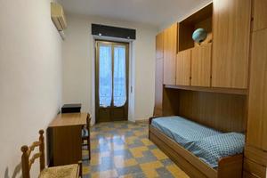 Camera ad uso privato arredata a Pasteur M1