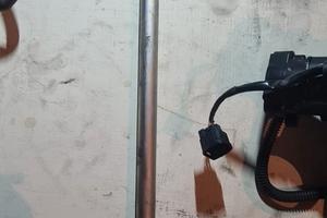 perno ruota posteriore hornet 750