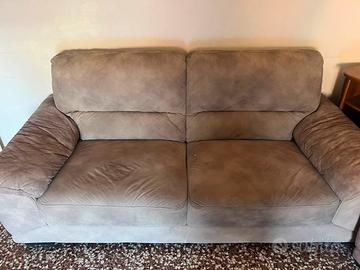 2 divani poltrone sofà