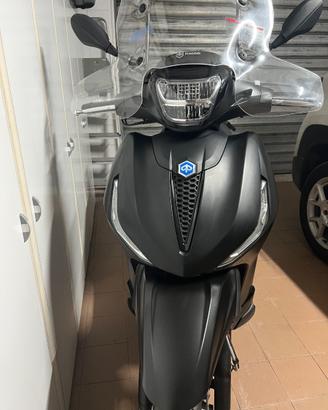 Beverly Deep Black 300Hpe maggio 2024 9800km 
