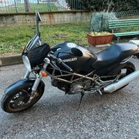 Moto Ducati Monster 620 dark i.e