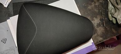 Aprilia RSV 1000 sellino passeggero 