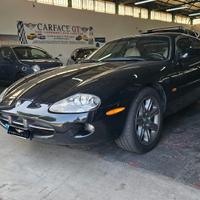 Jaguar XK8 4.0 Coupé 284cv ASI - 1998