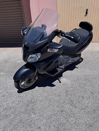 Suzuki Burgman 650 Executive ASI – CRS a libretto