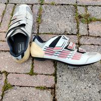 scarpe bici corsa strada con look 43