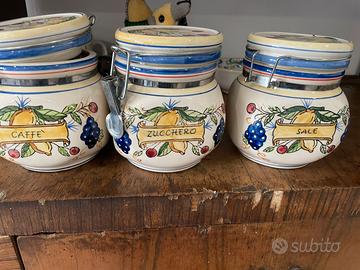 Contenitori per sale caffè e zucchero