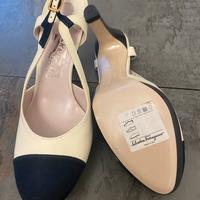 Sandali, tipo Chanel,