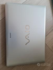 Sony VAIO 15" bianco – Intel i3 + ATI
