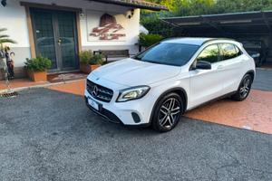 Mercedes-Benz GLA 220 d Automatic Premium PREZZO R