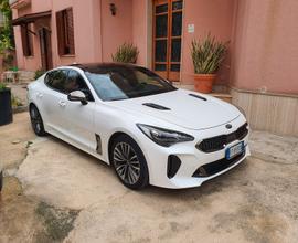KIA Stinger 2.2 CRDi GT Line tetto panoramico
