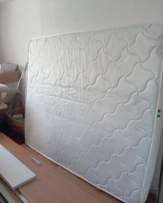 MATERASSO MATRIMONIALE