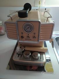 macchina caffè espresso e cappuccino 