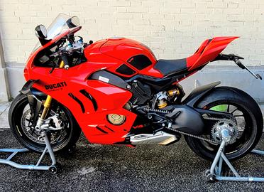 Ducati Panigale V4S