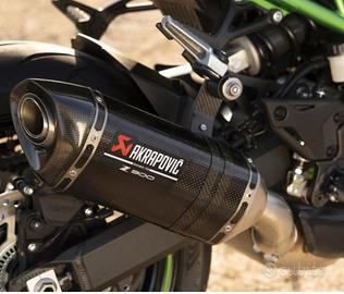 Scarico IN CARBONIO slip on AKRAPOVIC per Z900