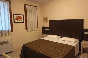 camera con bagno privato 