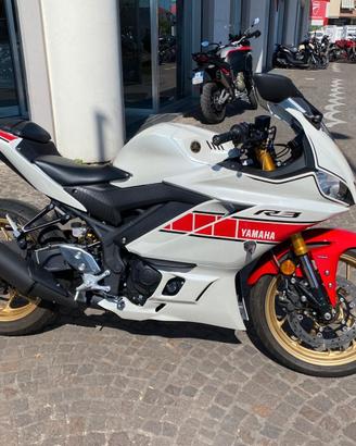 Yamaha YZF R3 - 2024