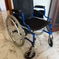 Sedia a rotelle invacare