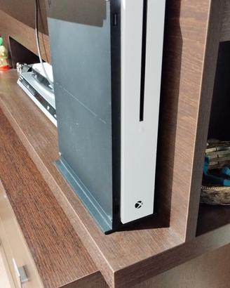 XBOX ONE S 1 Tb