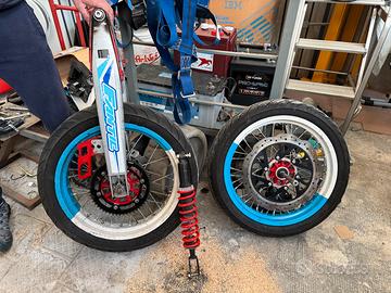 Fantic 125 anno 2019 pezzi di ricambio