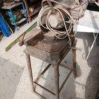 Troncatrice lenta per metalli 220v