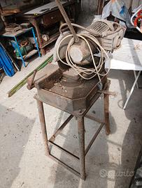 Troncatrice lenta per metalli 220v