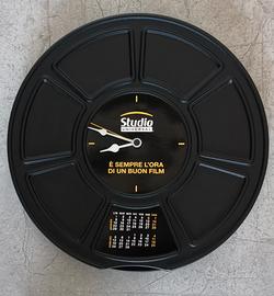 Orologio pubblicitario cinema Studio Universal 