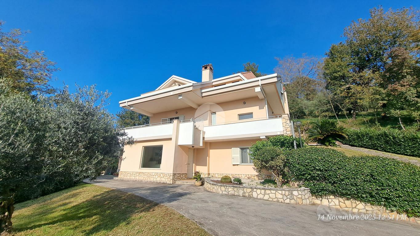 VILLA SINGOLA A FROSINONE - View 4