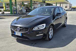 VOLVO V60 D2 2.0cc 120cv