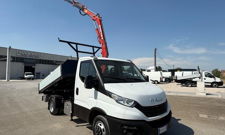 Iveco daily 35-160 ribaltabile trilaterale con gru
