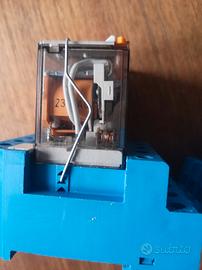 Relè Finder 230V 4 scambi