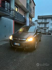 Opel Zafira Ecom turbo cosmo