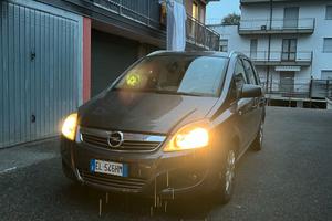 Opel Zafira Ecom turbo cosmo