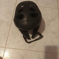 caschetto sport da combattimento