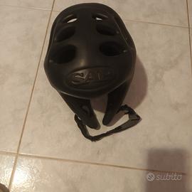 caschetto sport da combattimento