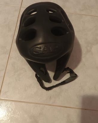 caschetto sport da combattimento