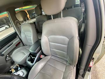 SEDILI ANTERIORI PER SSANGYONG RODIUS II 2017