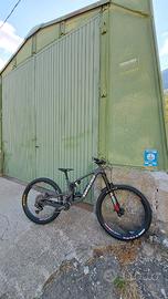 Santacruz nomad c anno 2023 taglia M v6