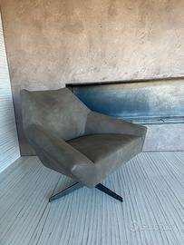 Poltrona in pelle Nabuk