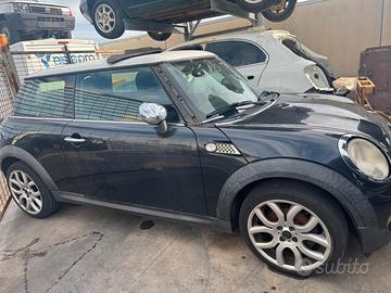 Ricambi Mini Cooper(non tutti i ricambi potrebbero