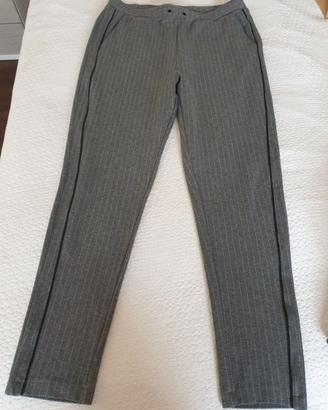Pantalone con elastico in vita
