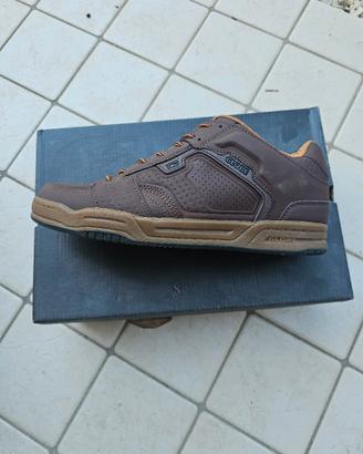 scarpe GLOBE