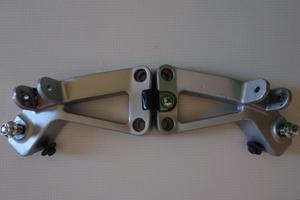 Supporti pedane posteriori Kawasaki GTR-1000