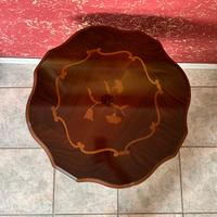 Tavolino Treppiedi in legno