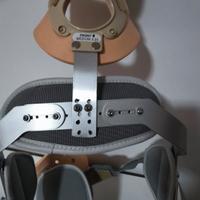 busto rigido ortopedico  tg M e il collare compres