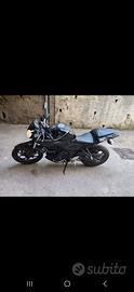Moto Yamaha mt 03